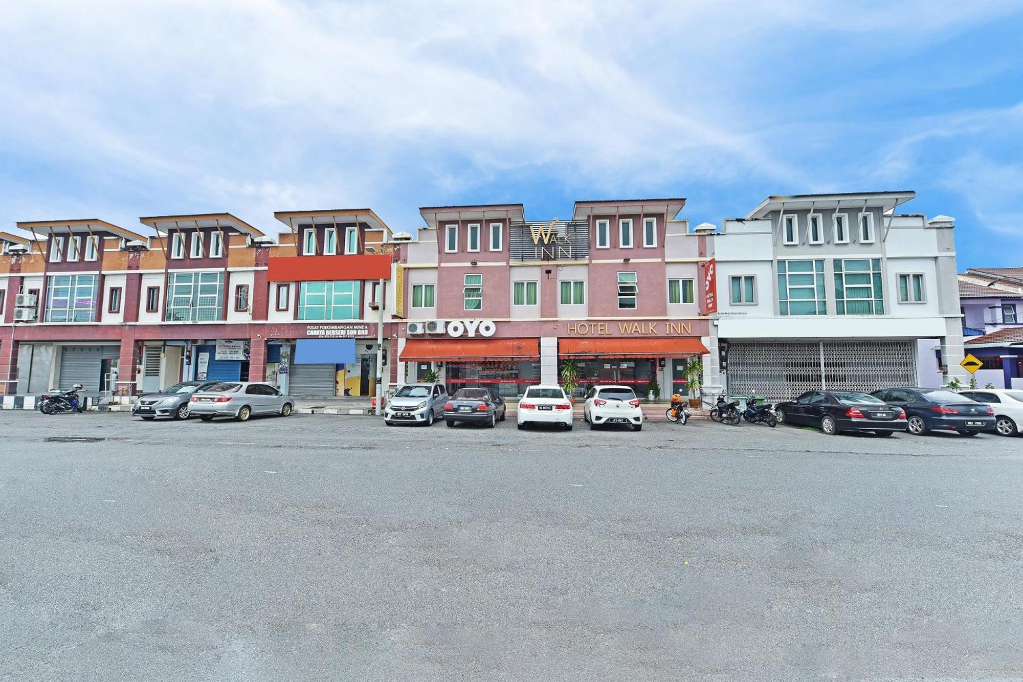 OYO 582 Hotel Walk Inn Kampong Pasir Puteh  Exterior foto